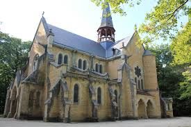 Chapelle Notre Dame du Chêne.jpg